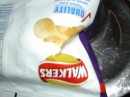 DSCN1134_JPG * Dear me, what a pointless shot, yes, crisps and free advertising for walkers * 1600 x 1200 * (171KB)
